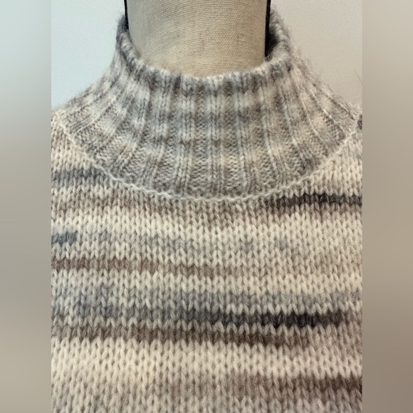 H by Halston Knit Sweater long puff sleeve SZ M mock neck cozy wool blend - Picture 3 of 8